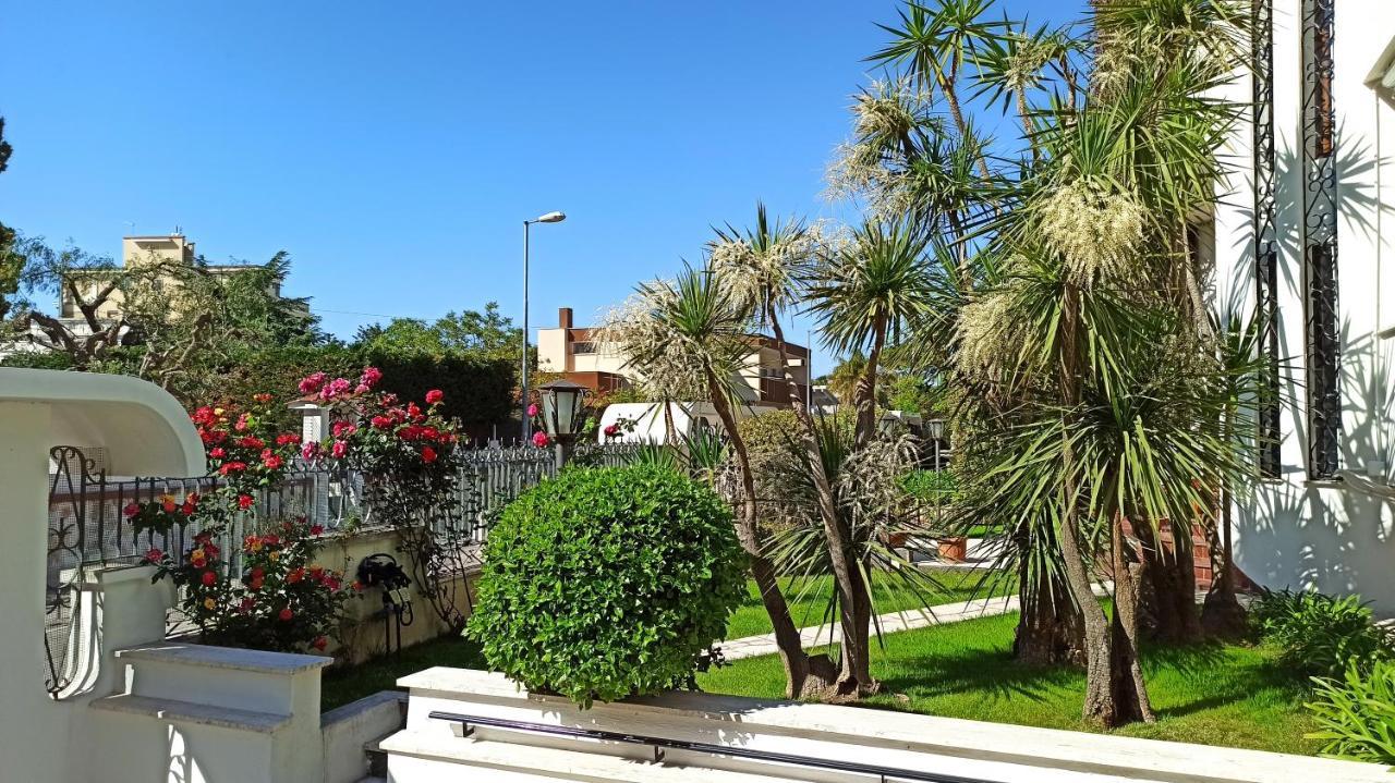 Villa Mary Trani Exterior photo