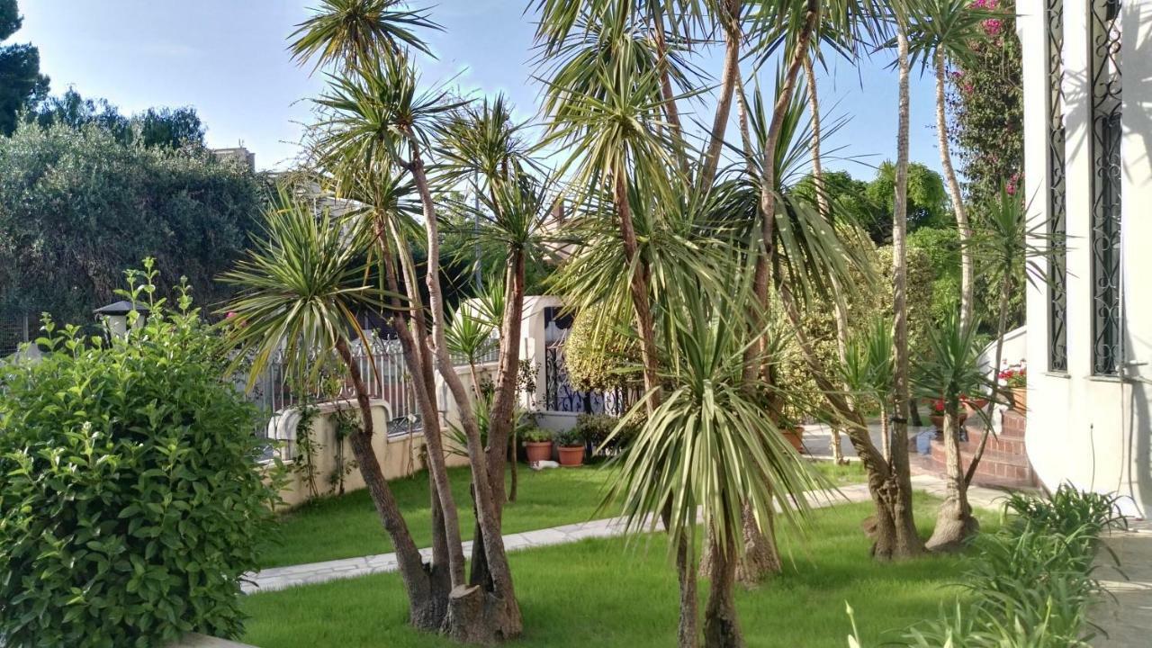 Villa Mary Trani Exterior photo